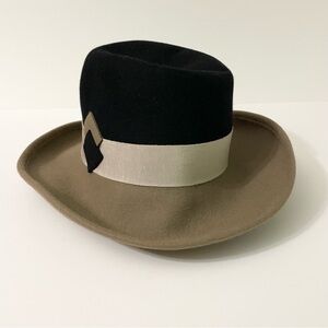Vintage Anita Pineault Two-Tone Womens Fedora Hat